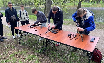 Военно-патриотическая зарница в парке Михалково